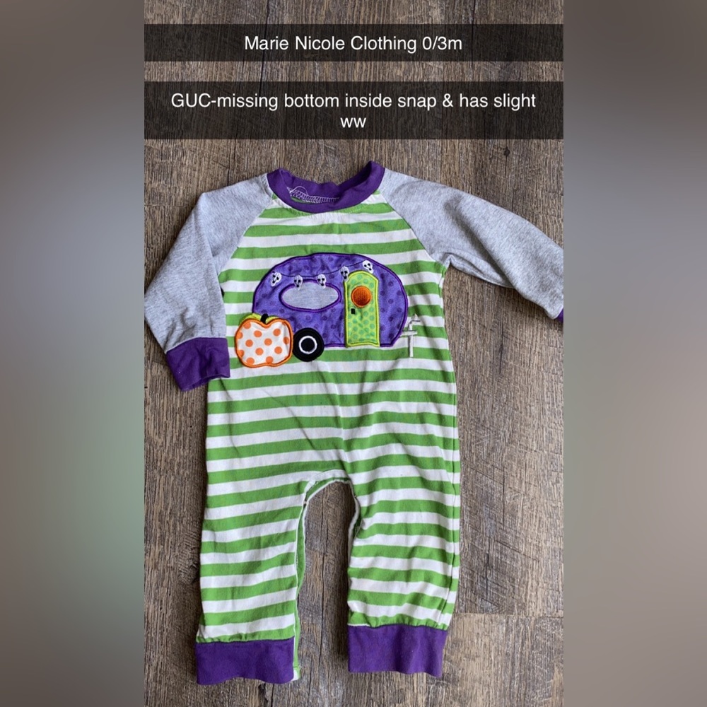 0-3m Marie Nicole Halloween Outfit missing inside snap & has some wash wear